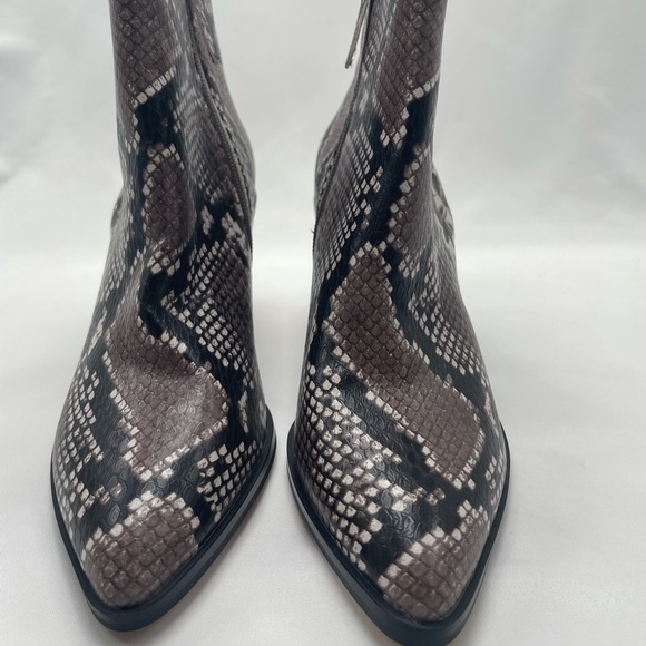 8.5 - 14th & Union Women’s Braxten Ankle Boots - Picture 2 of 8